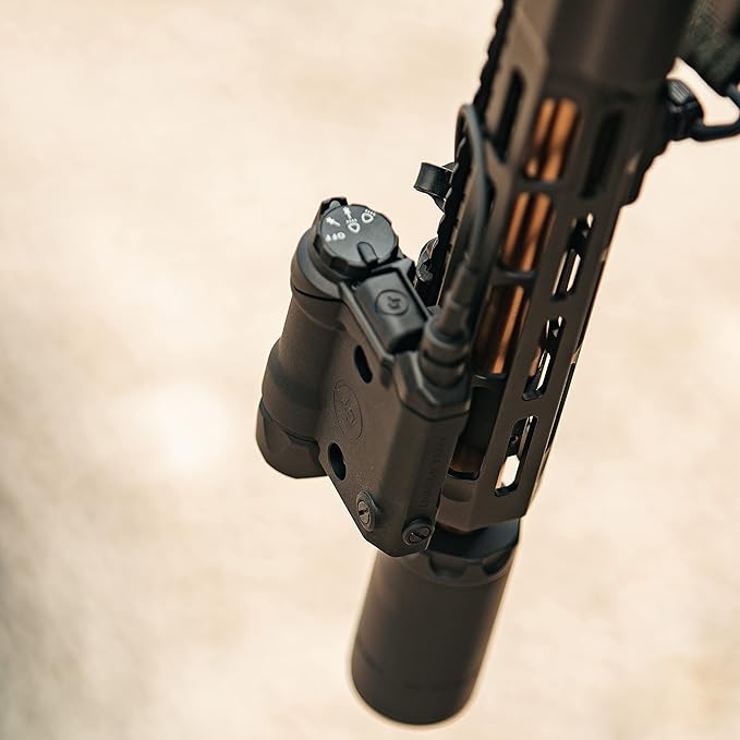 Crimson Trace Rail Master Lsr/light Grn Ar15